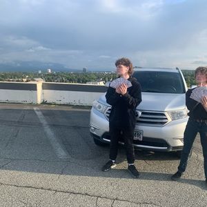 Meet your Posher, Samuel